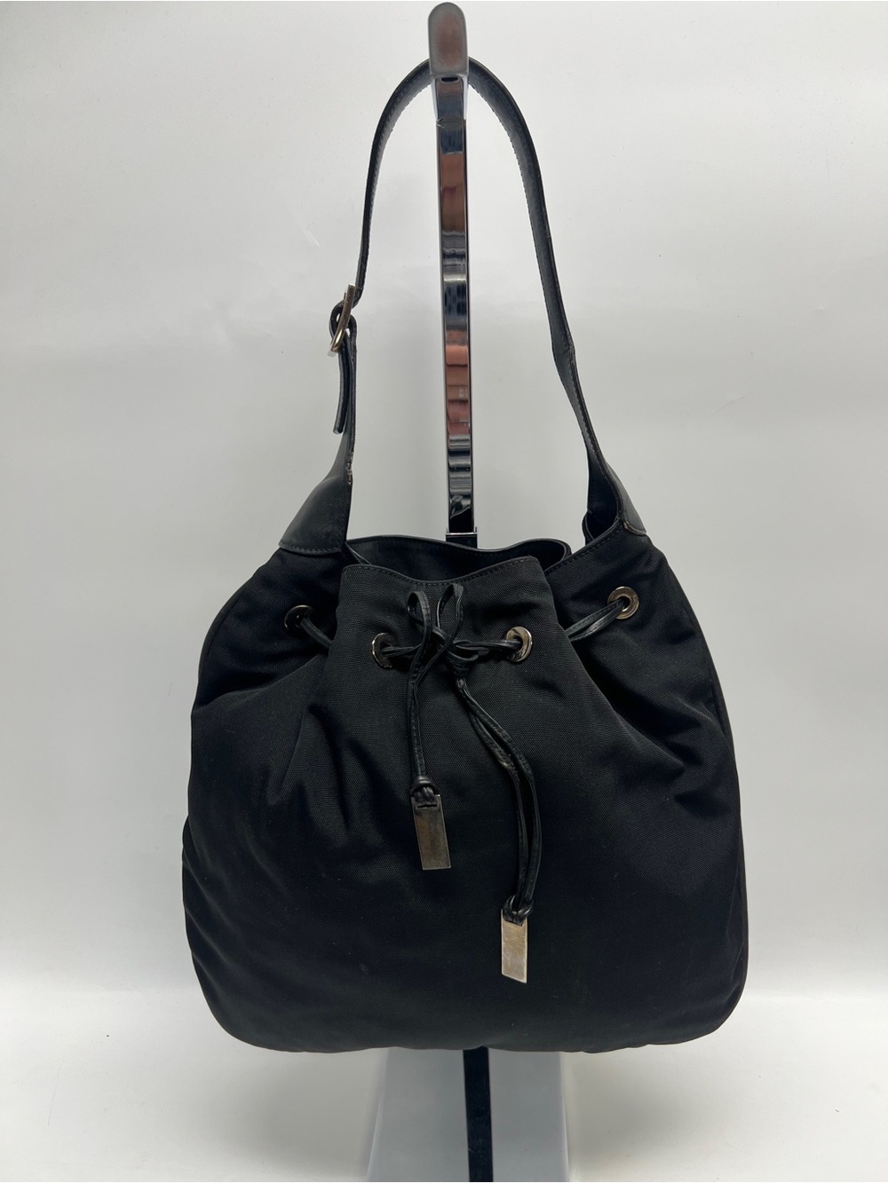 Gucci shoulder bag